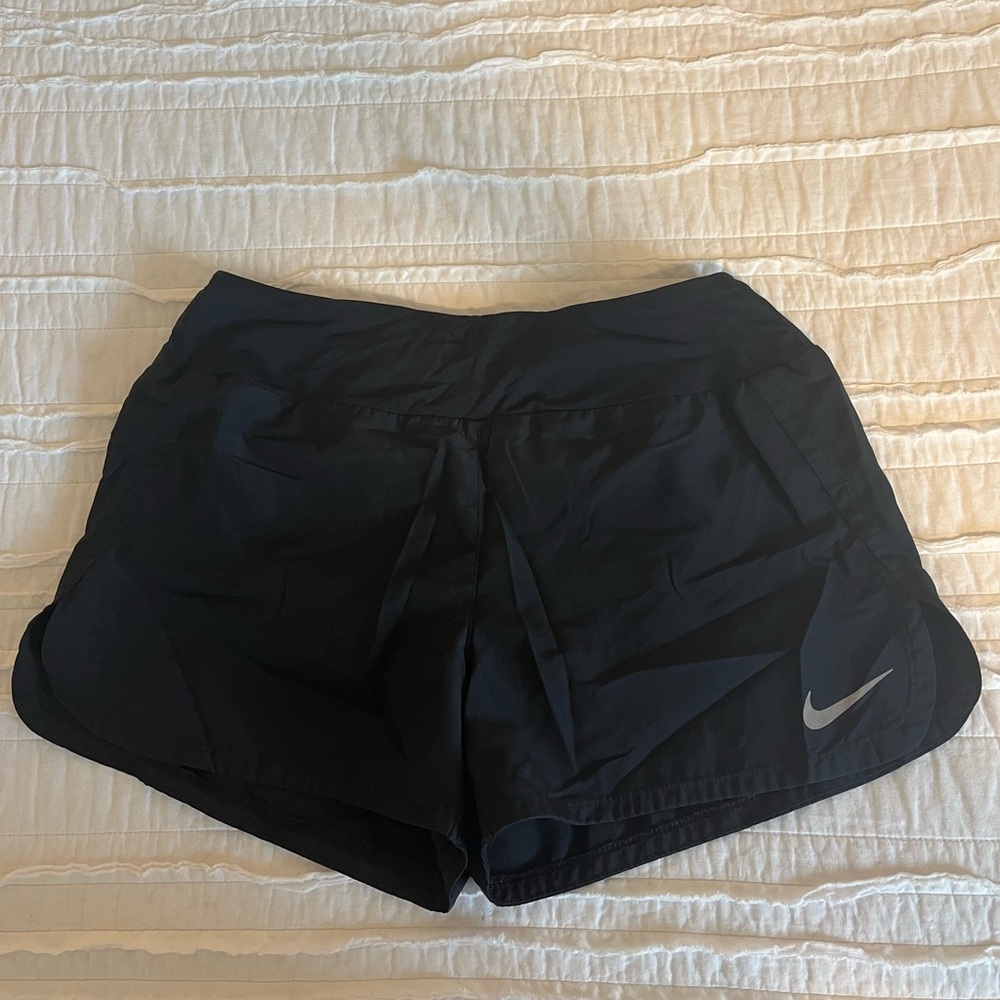 Nike Black Athletic Shorts Lightweight Elastic Waist